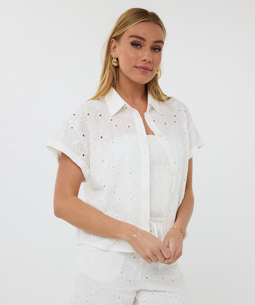 09221 Flower Embroidery Shirt