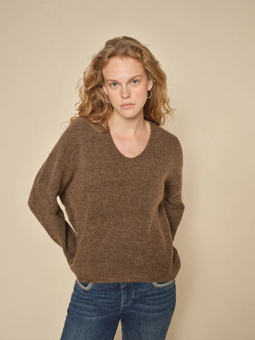 MMThora V-Neck Knit in skyway