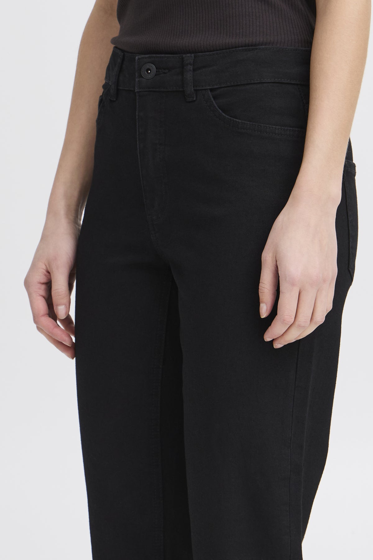 IhTwiggy Raven in Black