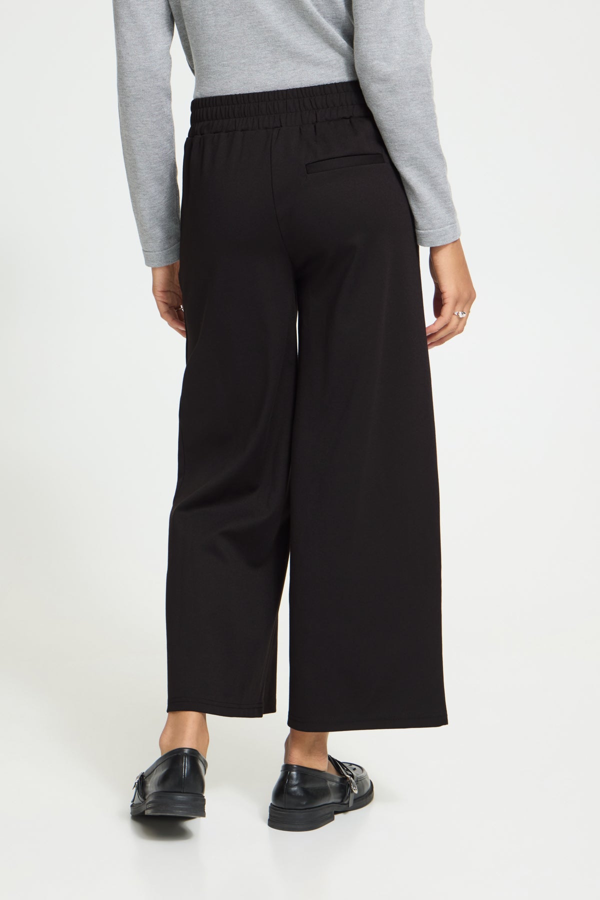 IhKate Sus Wide Leg Pants in Black