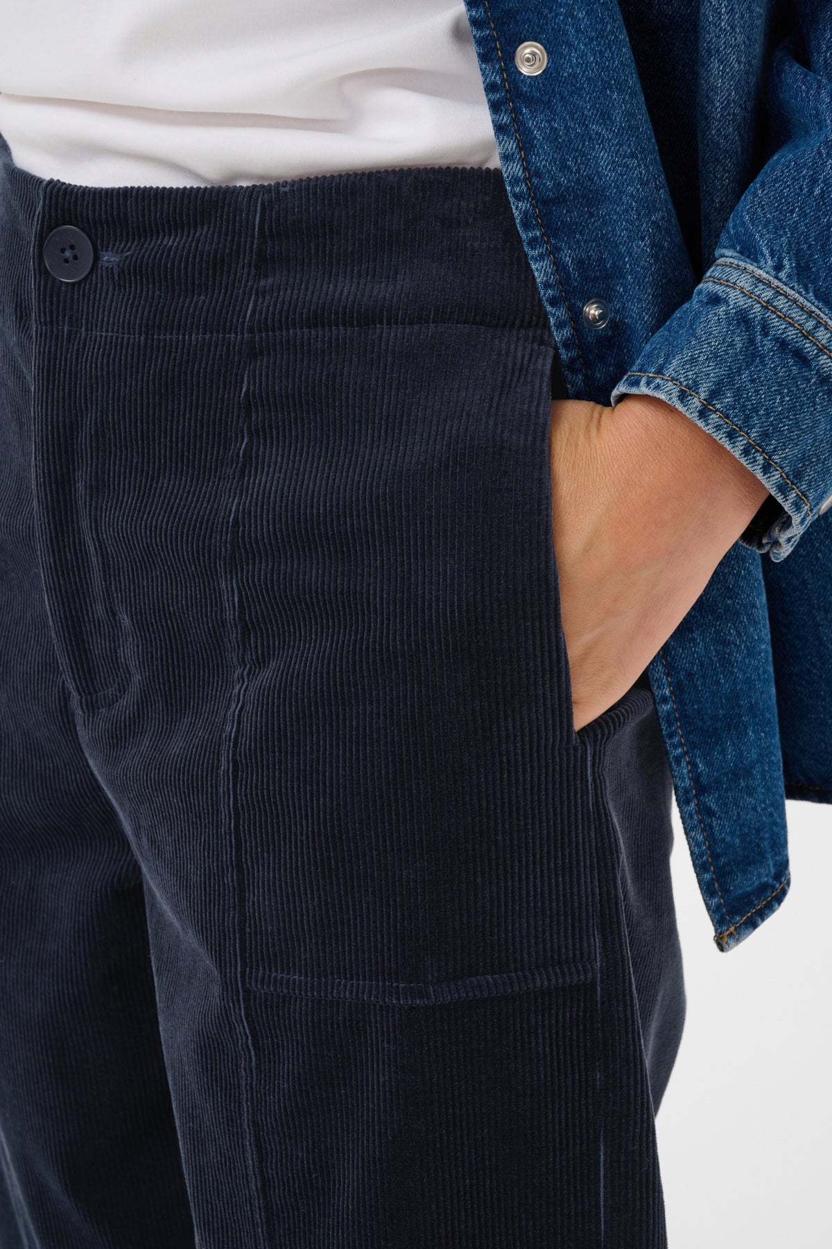 NettaPW Corduroy Trousers in Dark Navy