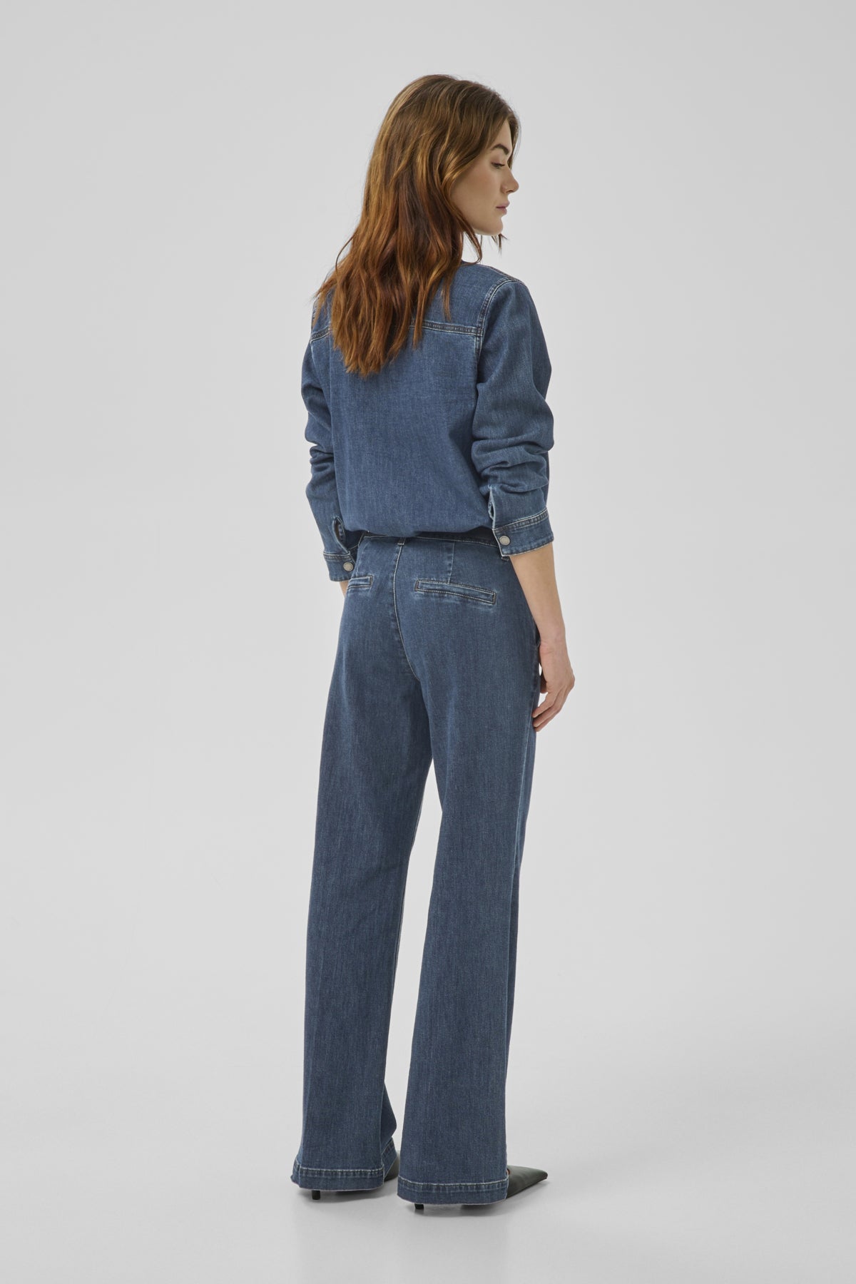 30 The Lara 115 Jeans in Dark Blue Wash