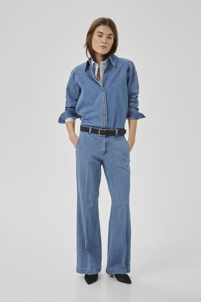 30 The Lara 115 Jeans in Medium Blue Wash