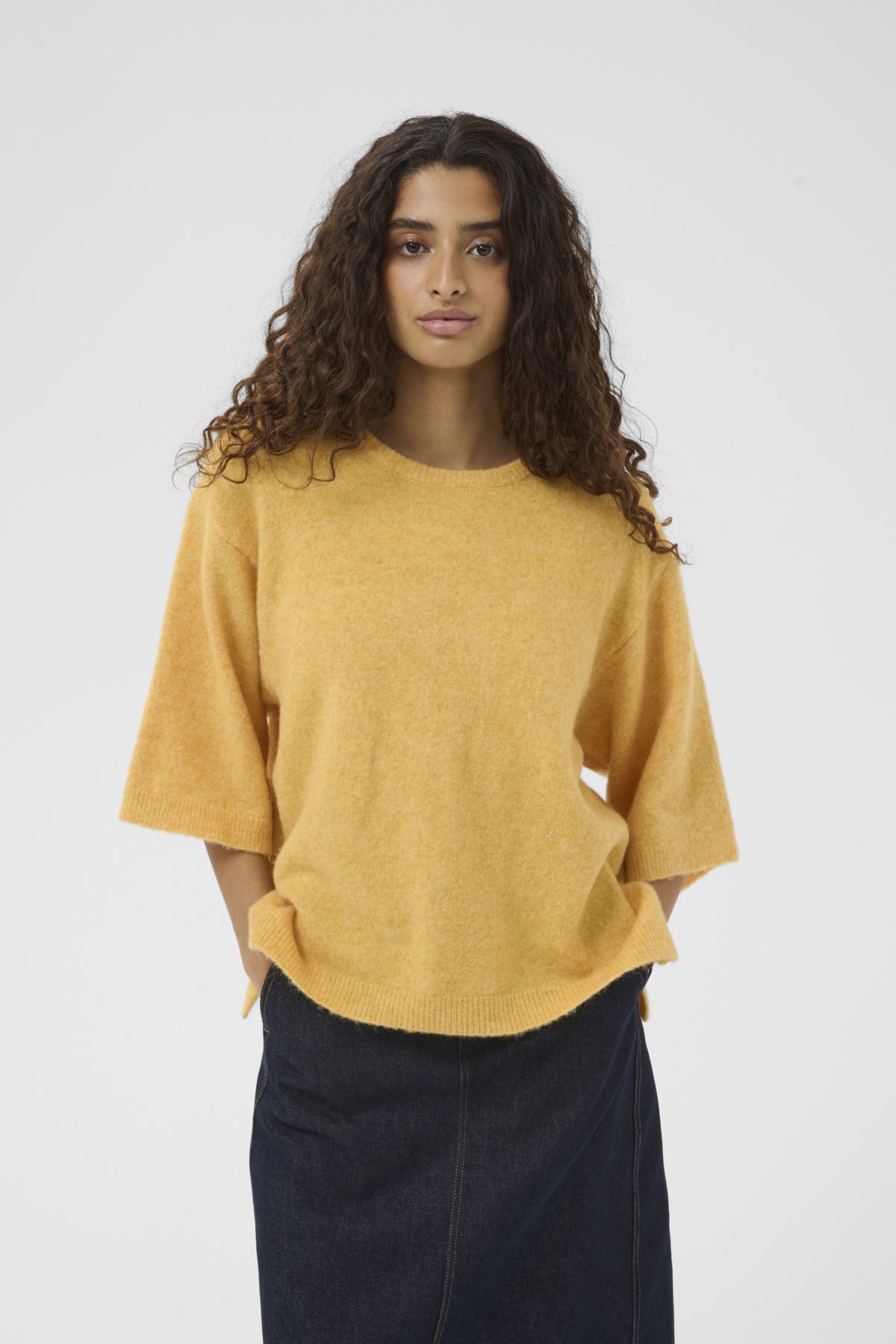 GuniIW Knit Tee - Colour Options