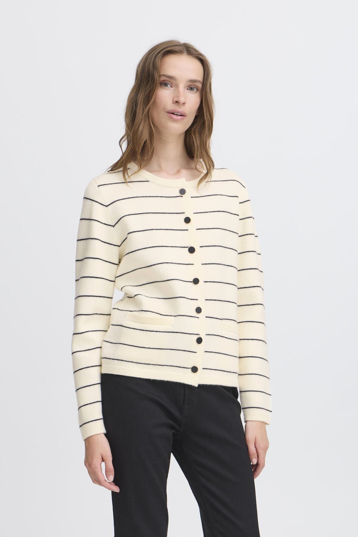 IhBesila Cardigan