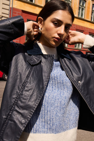 IhGanilo Jacket
