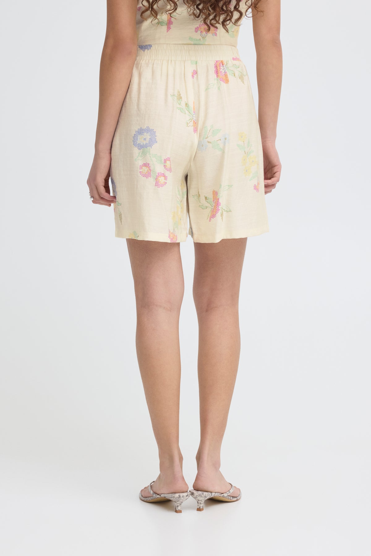 IhGinni Shorts