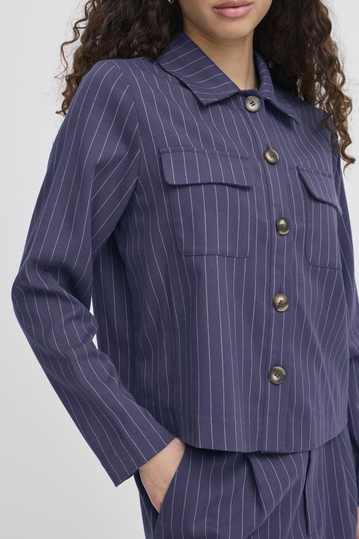 IhLanola Shirt