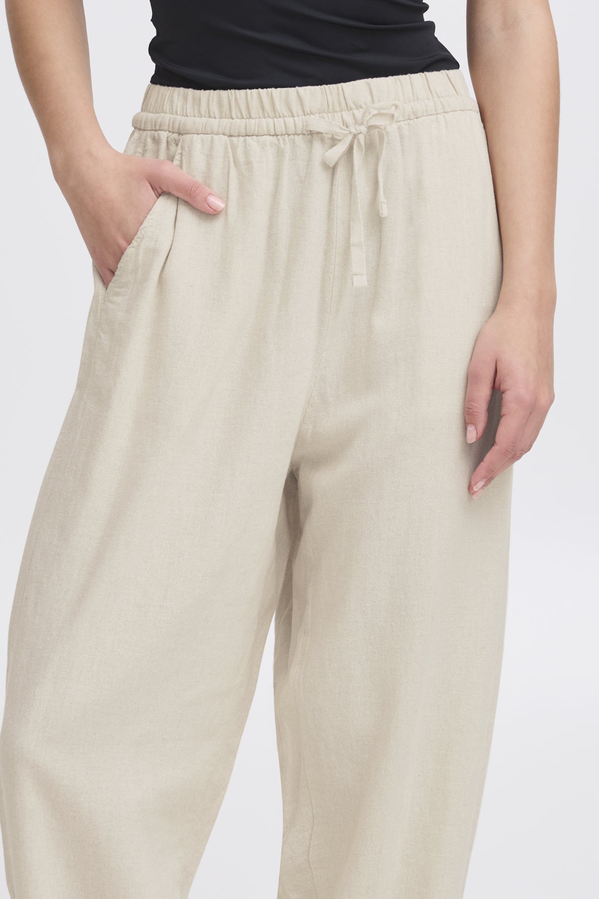 IhLinno Barrel Pants - Colour Options