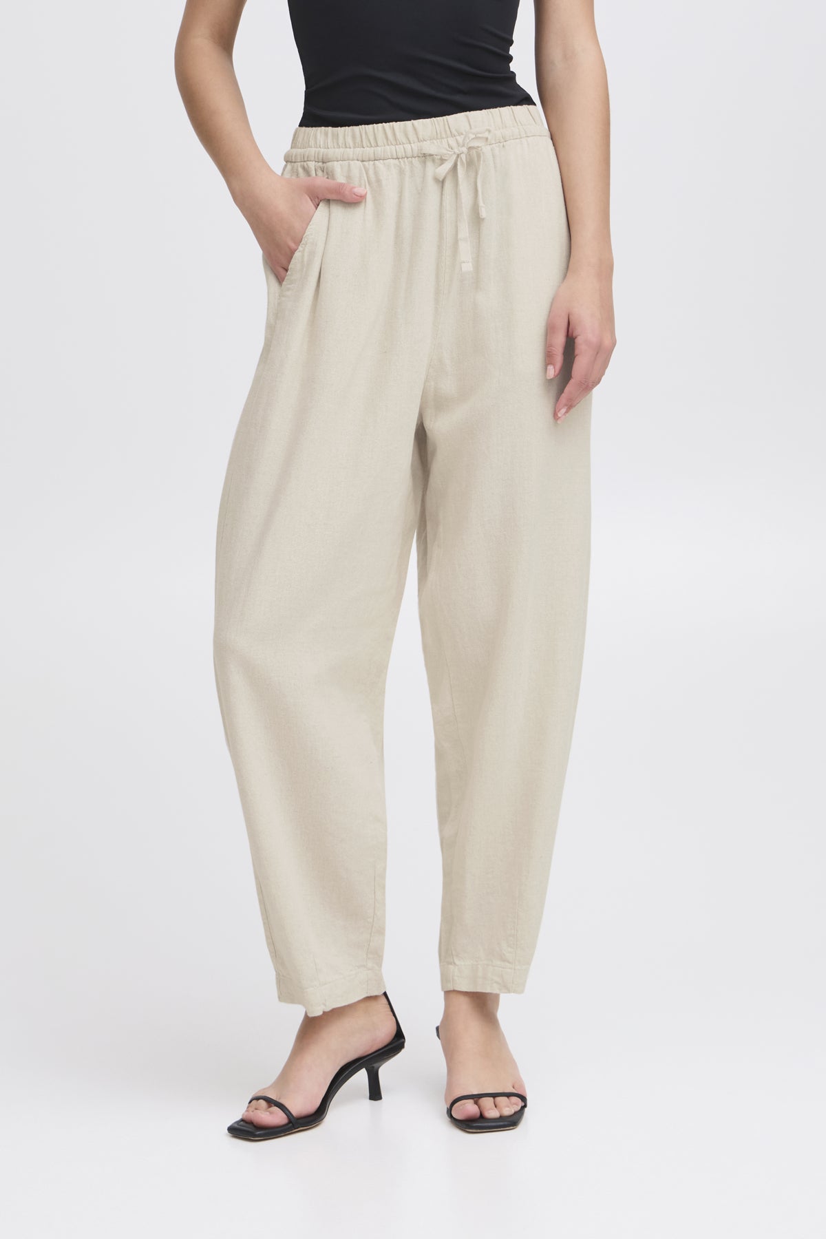 IhLinno Barrel Pants - Colour Options
