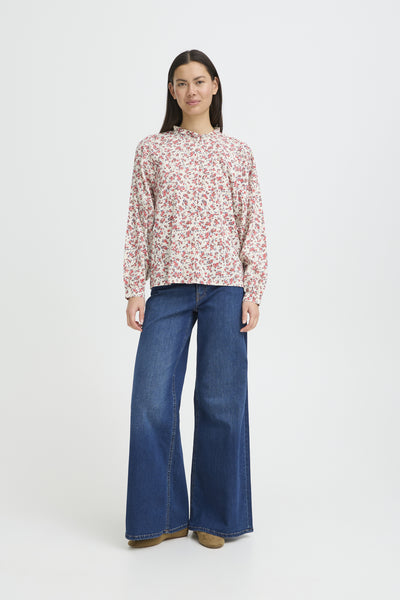 IhQwina Shirt in Teaberry