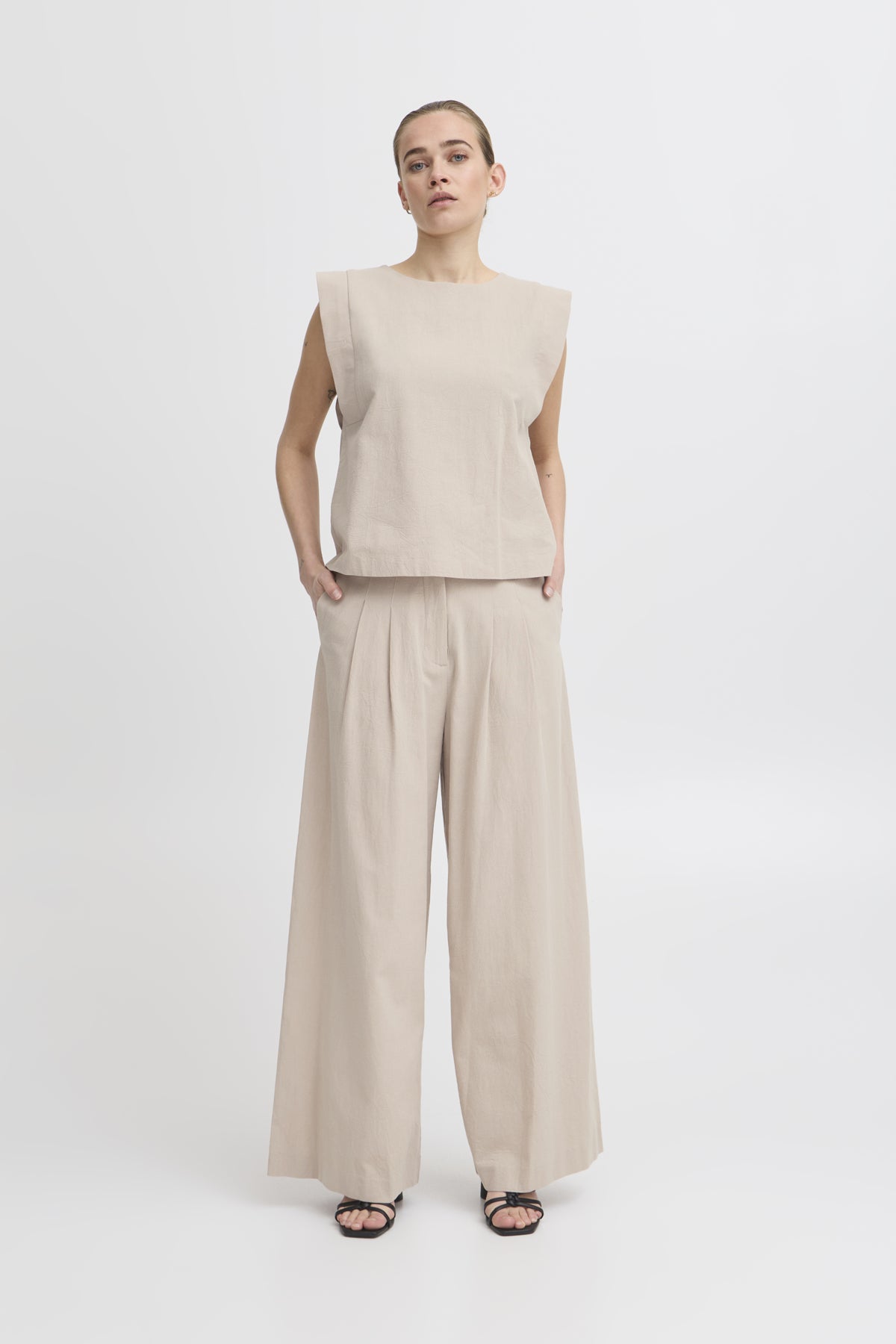 IhUnity Pants