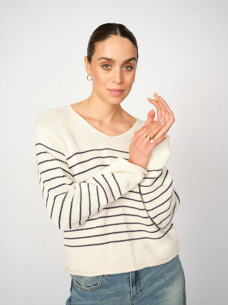 MMBine V-Neck Stripe Knit