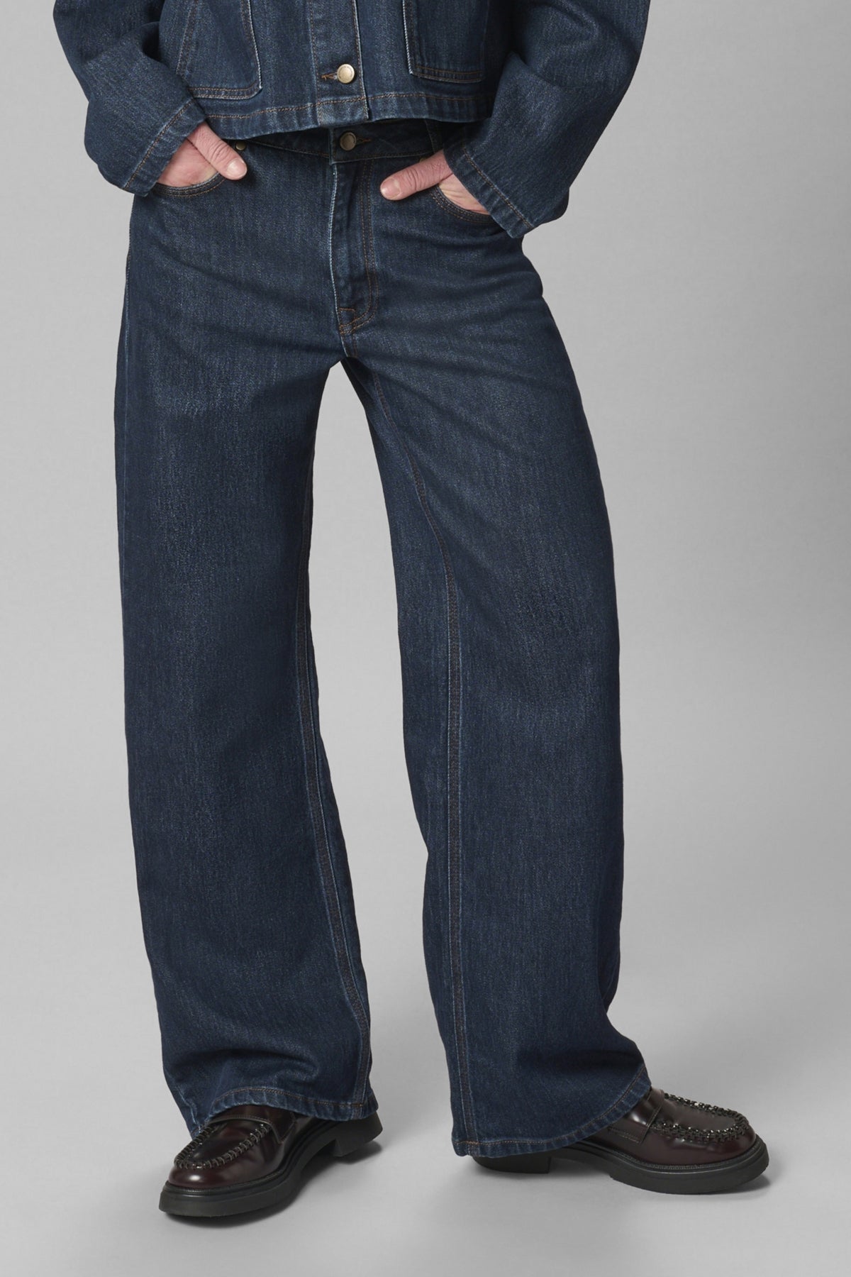 MWKarli 139 High Wide Deco Jeans