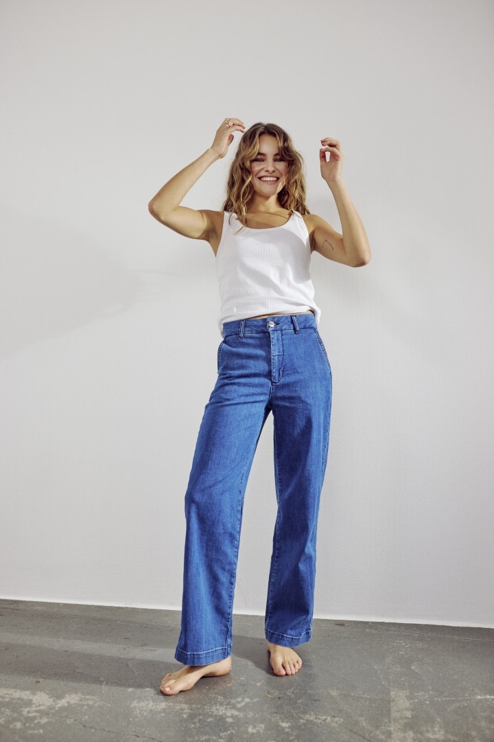 NuAmber Jeans in Medium Blue Denim (Short)