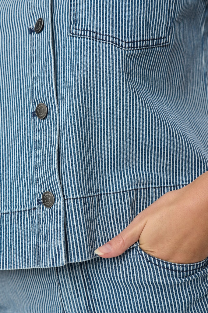 NuErina Shirt