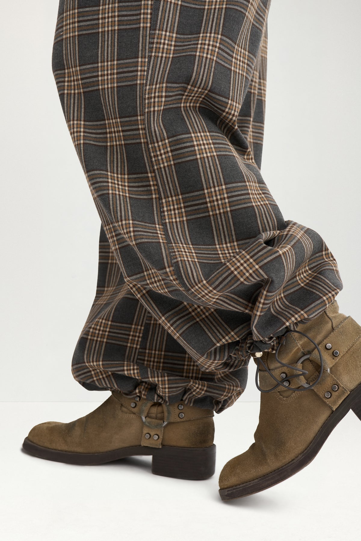 NuKamala Trousers