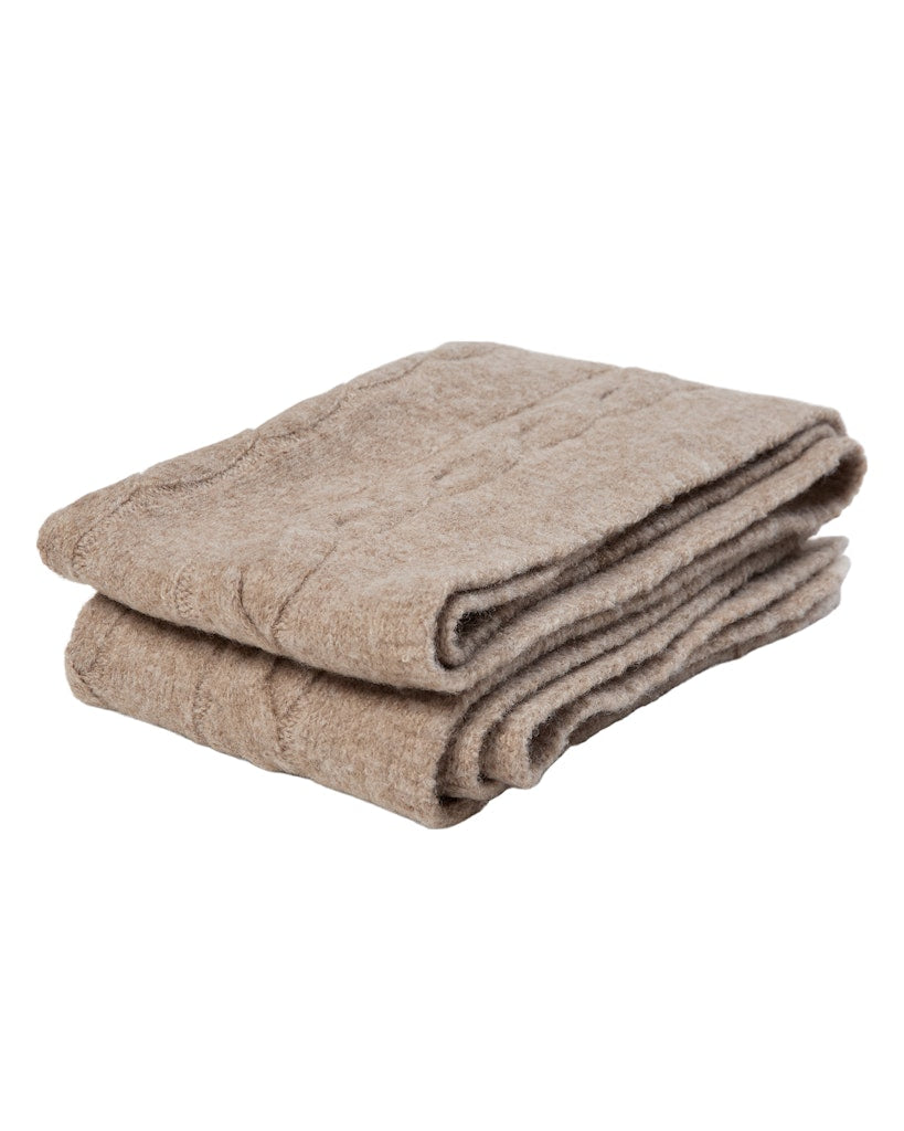 NuLeika Scarf