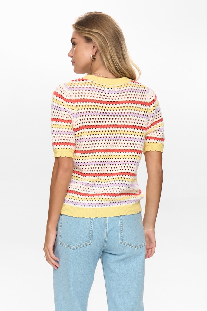 NuNancy Pullover - Colour Options