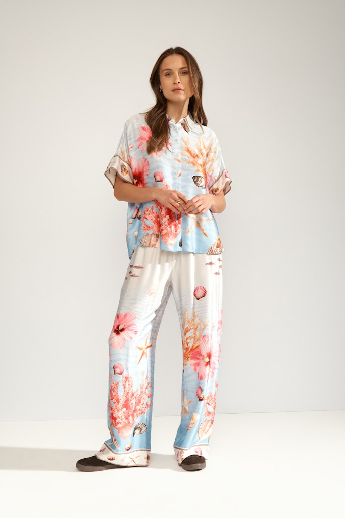 NuOceana sleeveless shirt