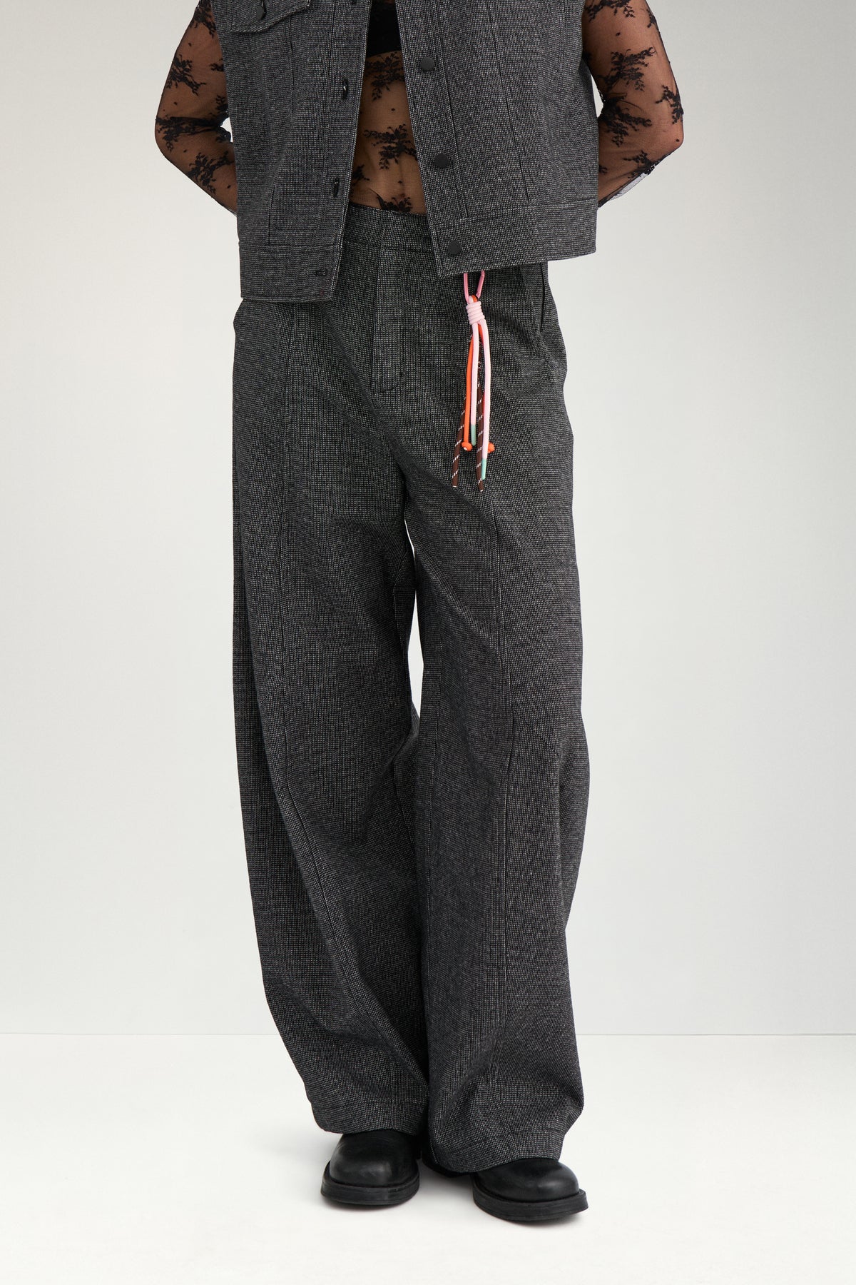 NuRoki Barrel Trousers