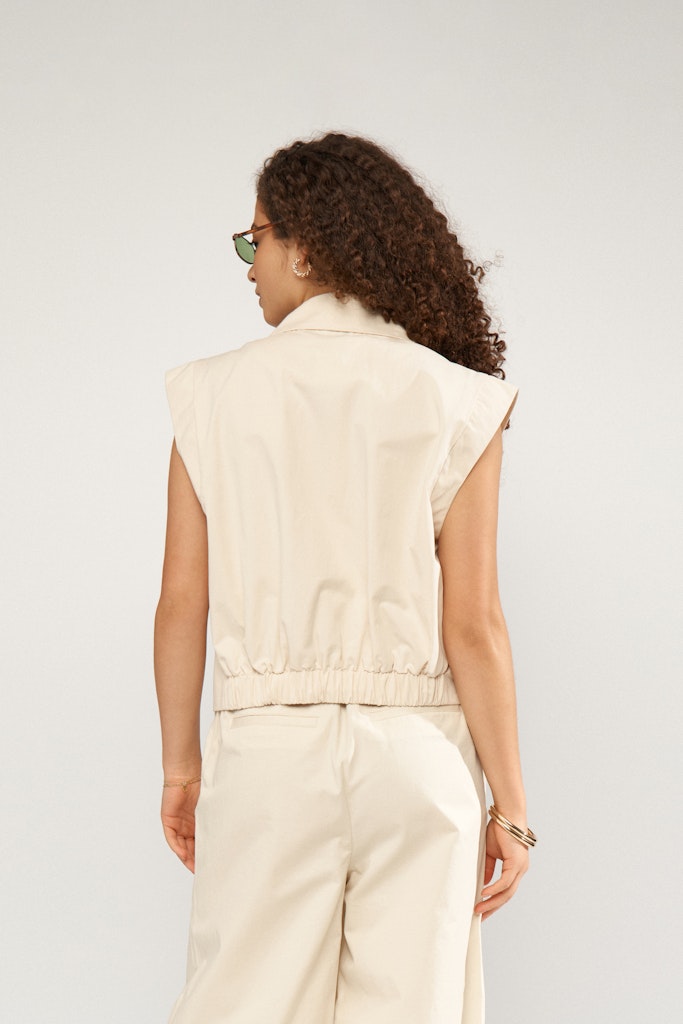 NuSunna Vest