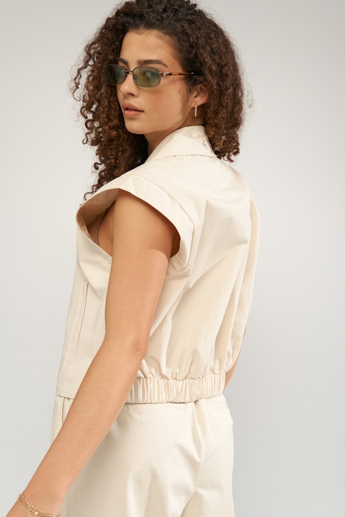 NuSunna Vest