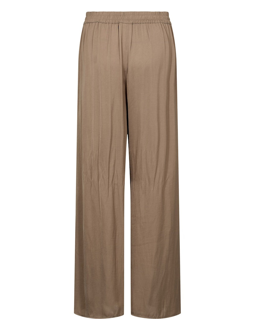 NuTessie Short Trousers