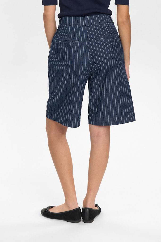 NuVibeke Shorts
