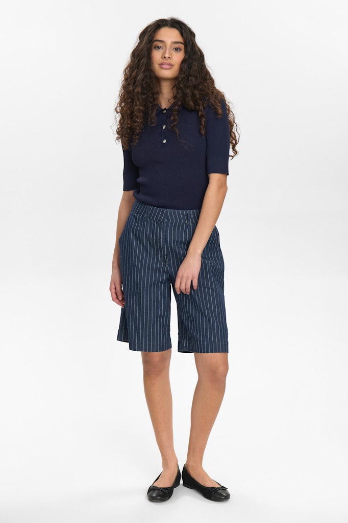 NuVibeke Shorts