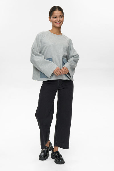 NuZhelly Sweater