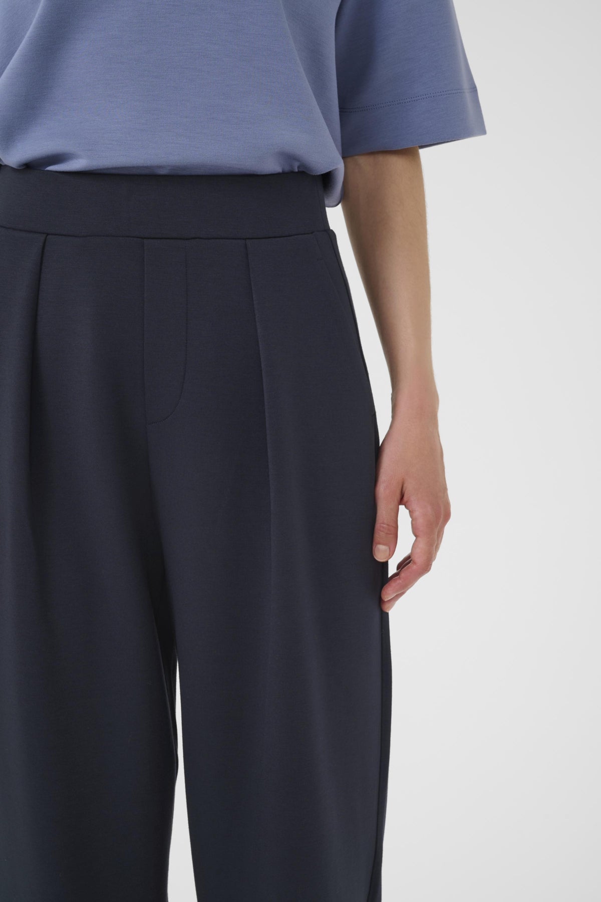 PannieIW Trousers in Marine Blue
