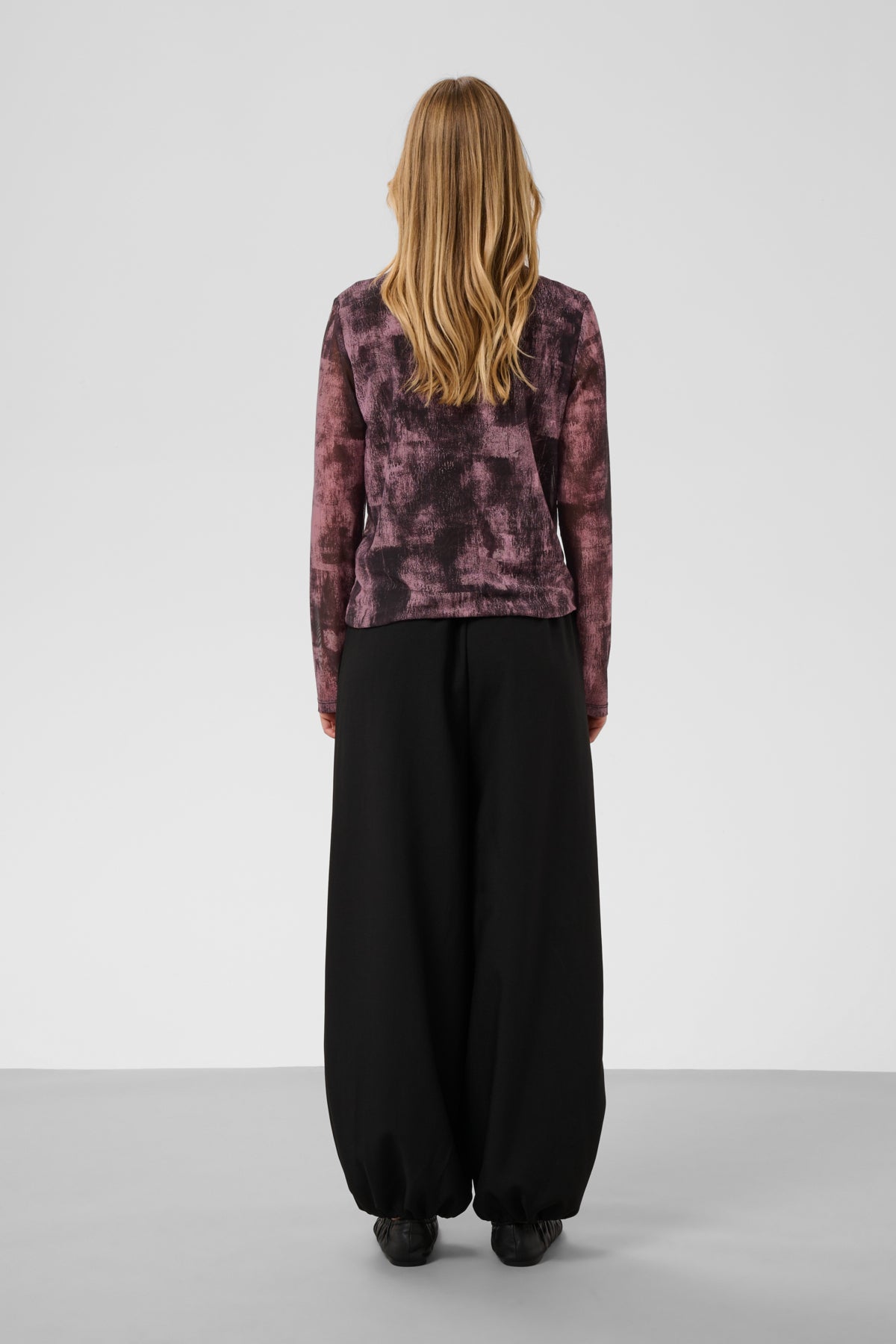 SLAldora Nalu Mockneck Tee