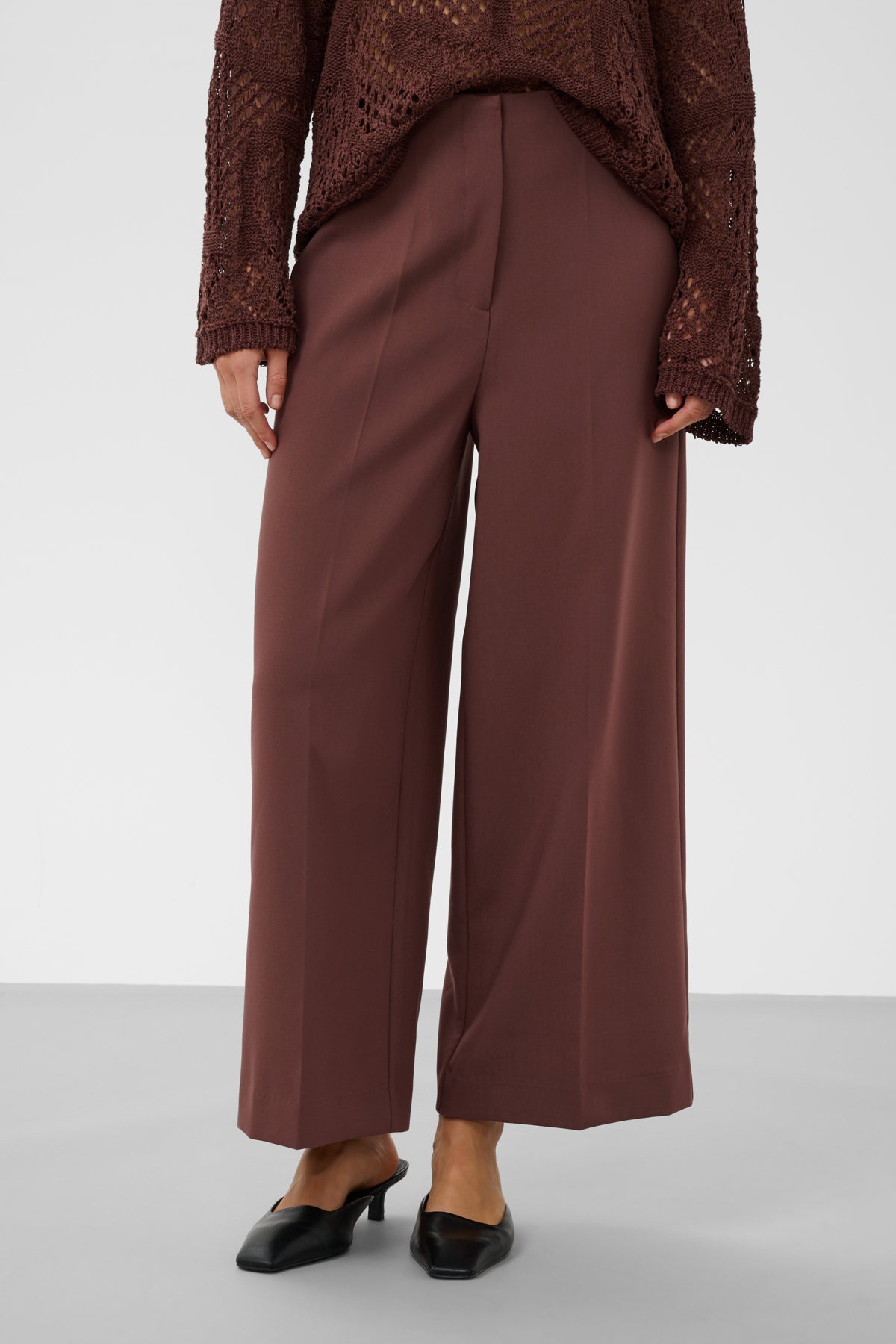 SLCorinne Wide Cropped Pants in Brown Stone