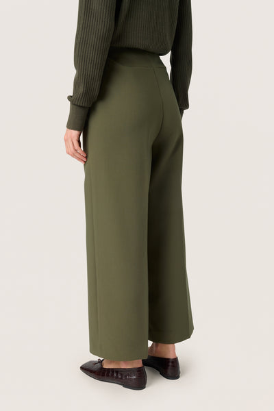 SLCorinne Wide Cropped Pants in Grape Leaf