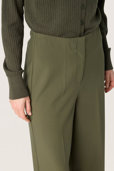 SLCorinne Wide Cropped Pants in Grape Leaf