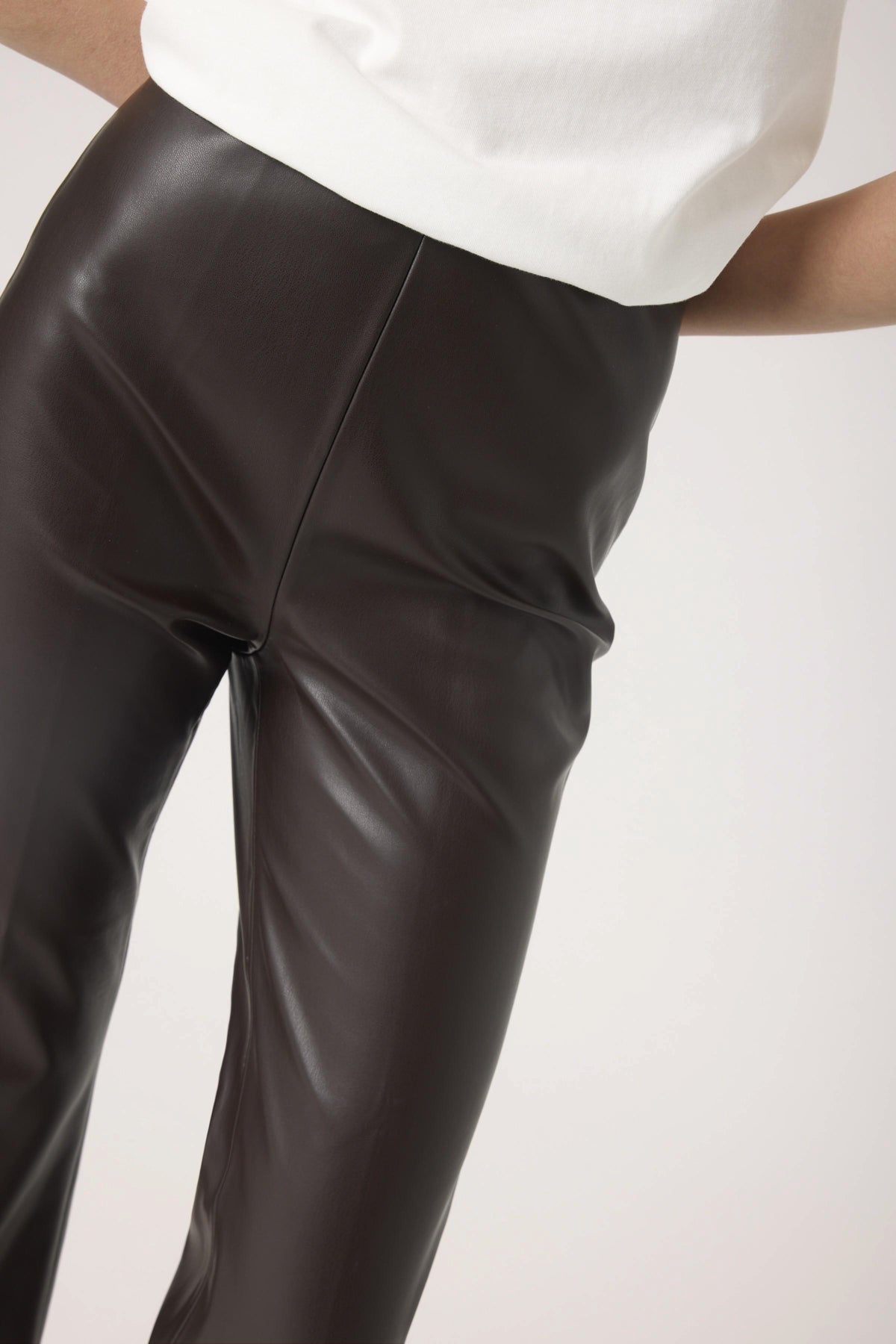 SLKaylee PU Kickflare Pants in Chocolate Torte