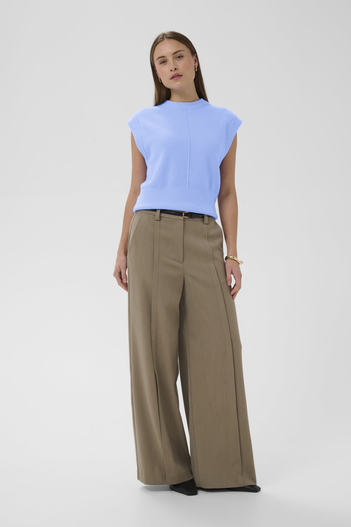 SLNerea Vest