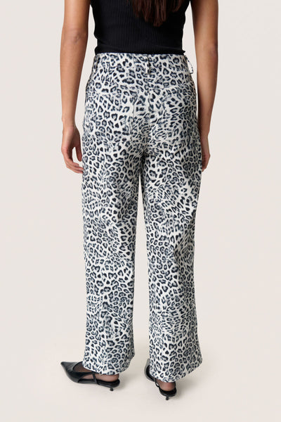 SLSandja Vanesa Pants in Grey Leopard Print