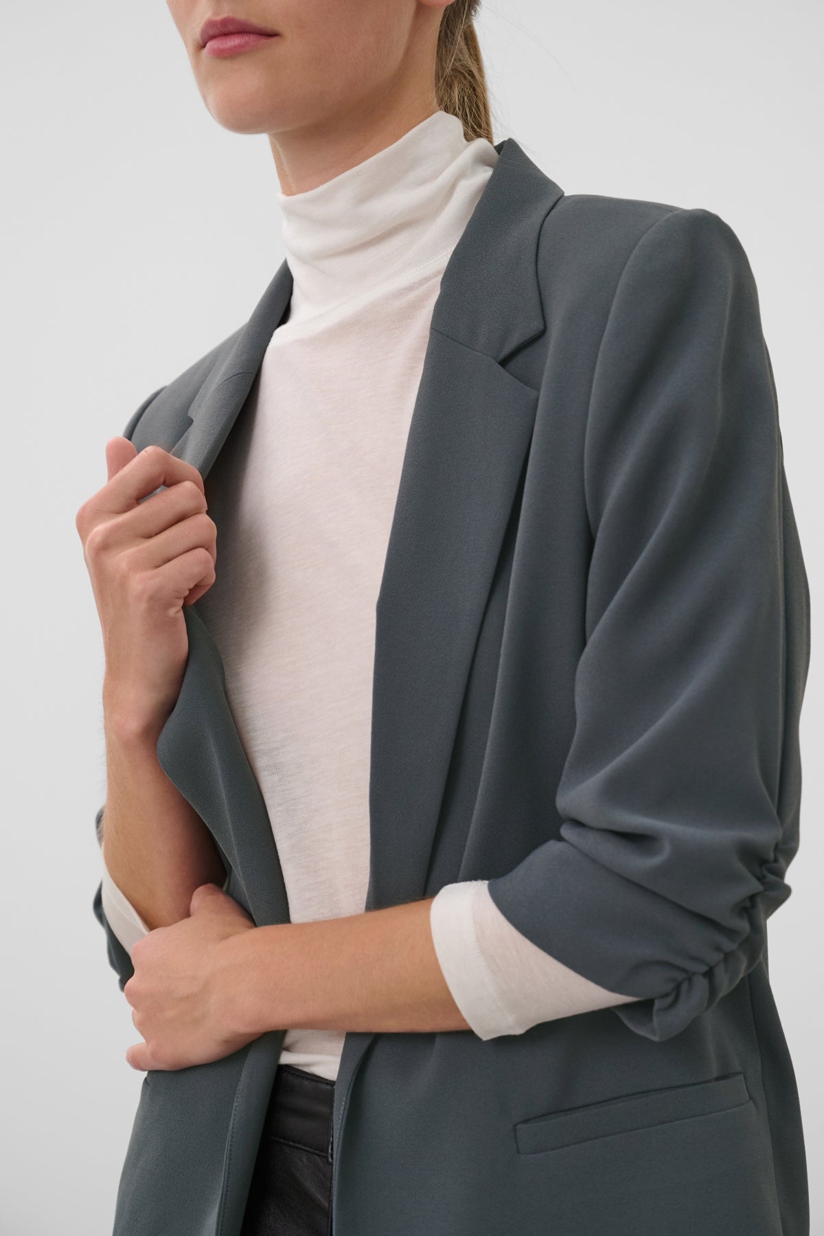 SLShirley Blazer in Turbulence
