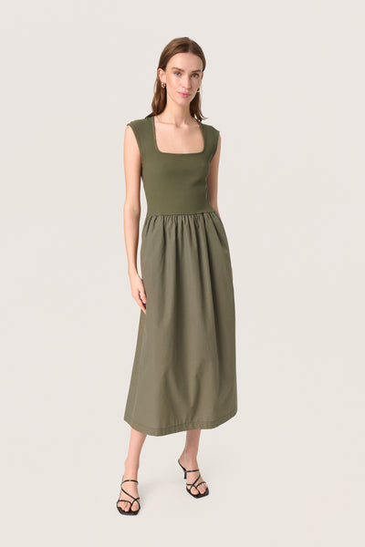 SLSimone Phoebe Dress in Grape Leaf