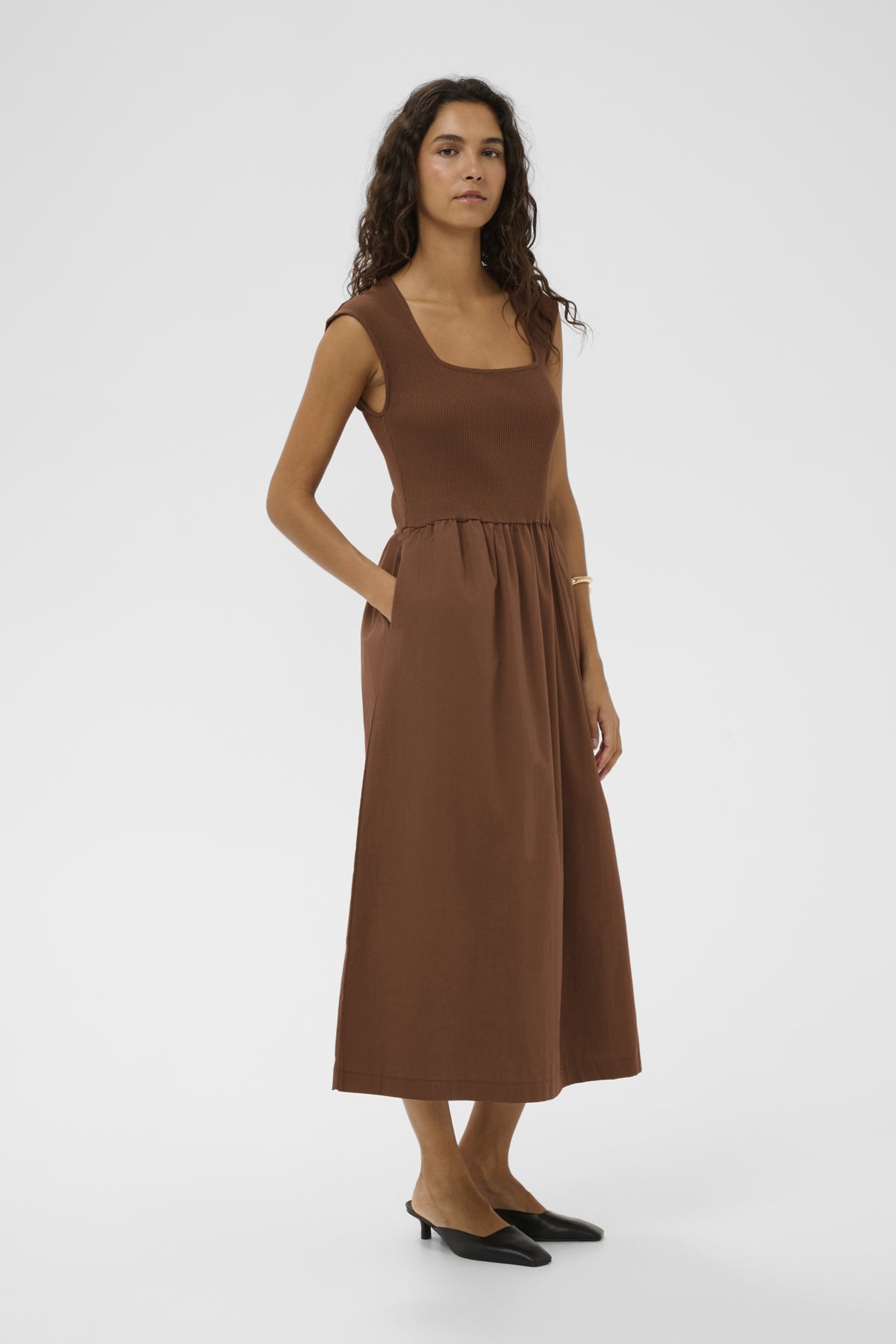 SLSimone Phoebe Dress in Cappuccino