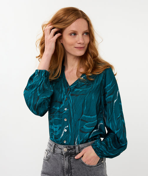 15700 Crystal Waves Blouse