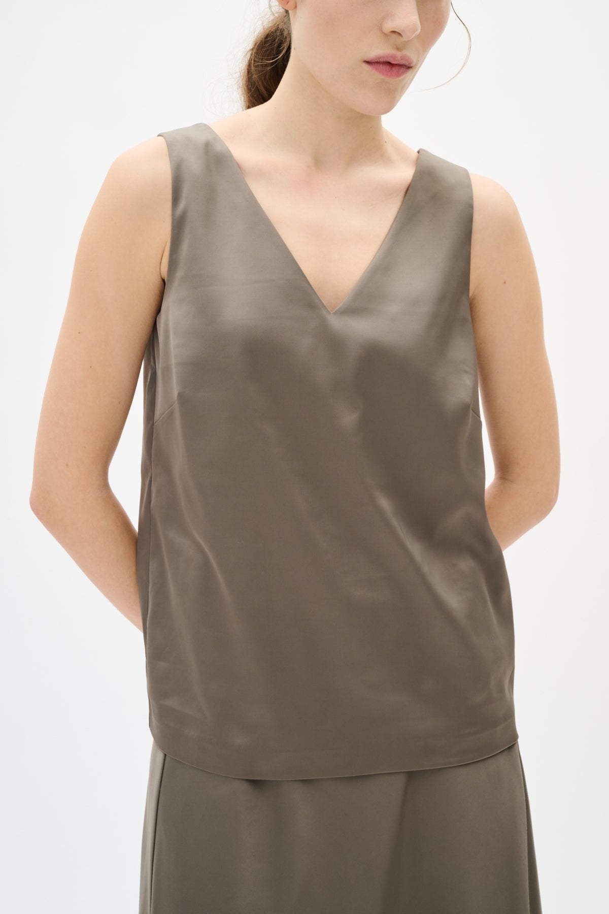 ZilkyIW V-neck Top