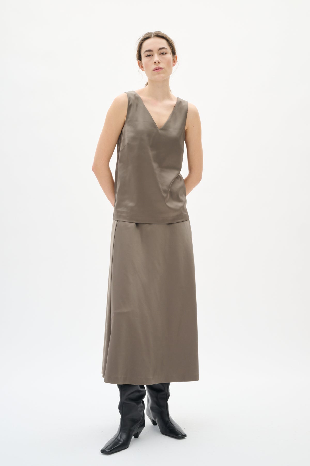 ZilkyIW V-neck Top