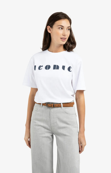 YAYA Boyfriend T-shirt with Artwork Print
