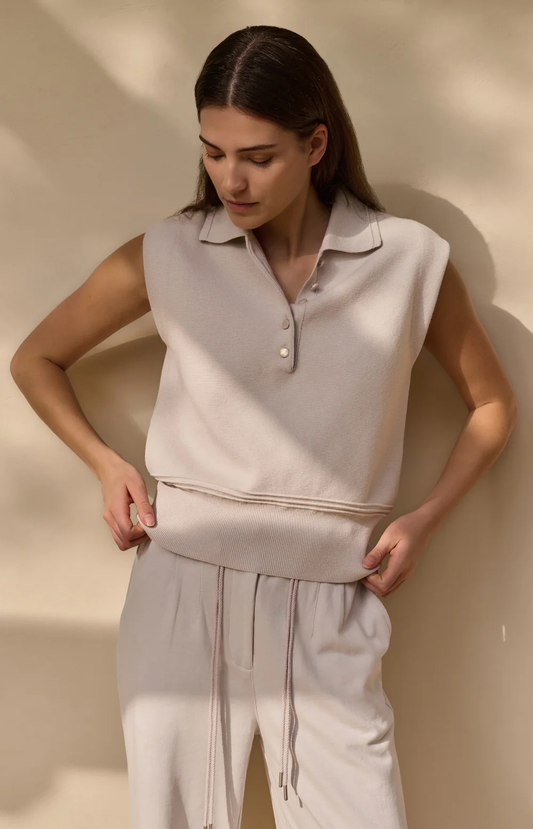 YAYA Sleeveless Sweater with Collar