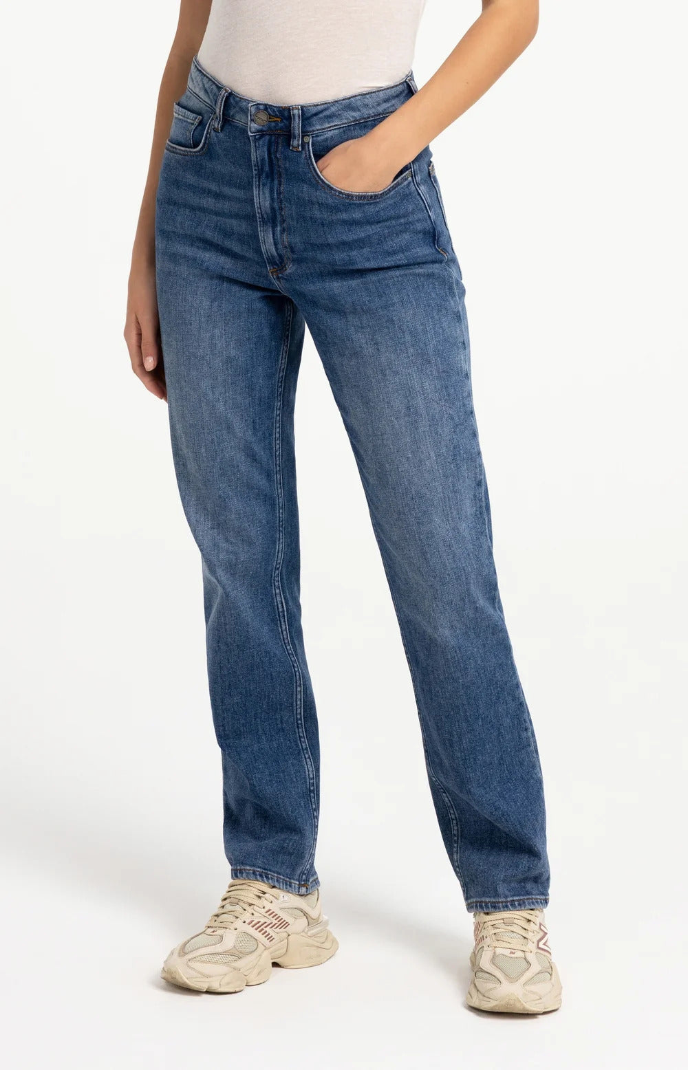 YAYA Straight Leg Slim Fit Jeans