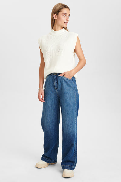 Chaya Vest