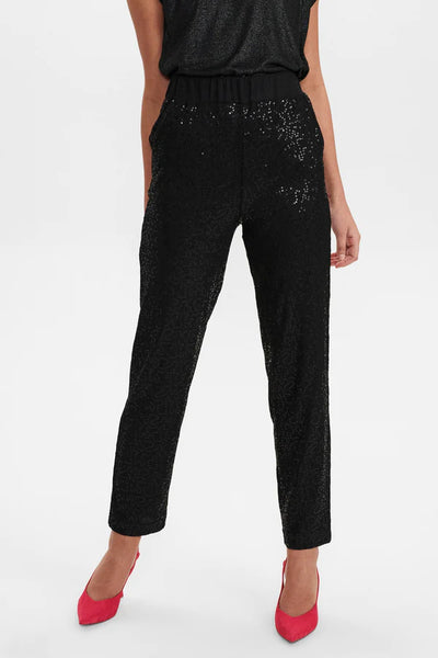 NuLaurie Pant